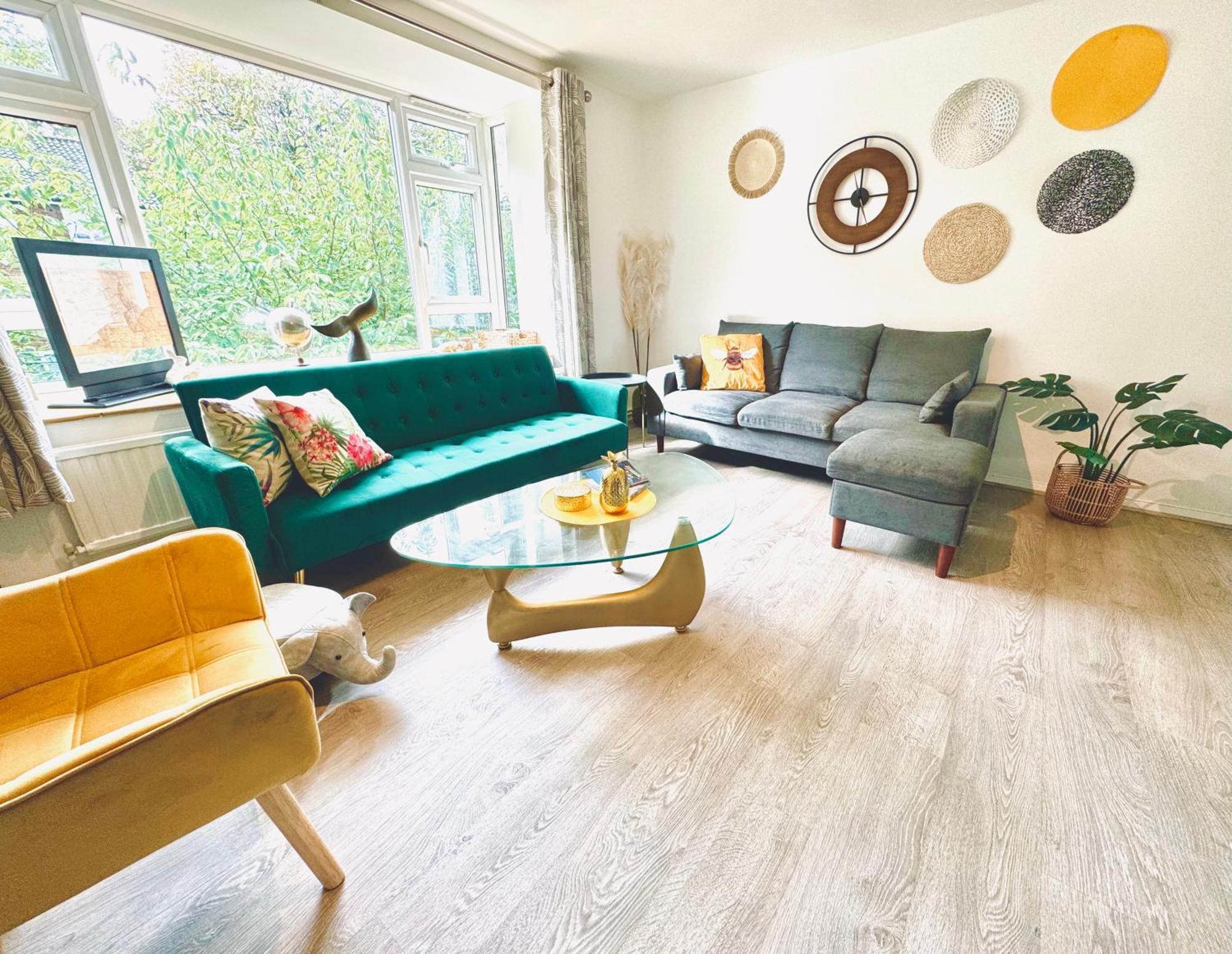 Spacious, Stylish Appartment Close To Transport London Exterior photo